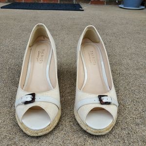 Talbots Cream Open Toe Platform Sandals, Size 7.5